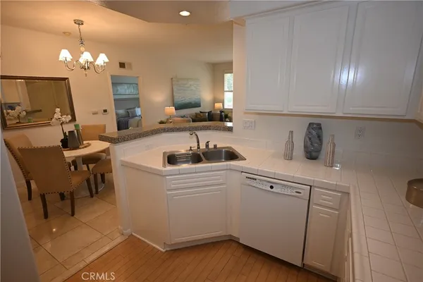 $675,000 | 3603 Ladrillo Aisle, Irvine, CA 92606