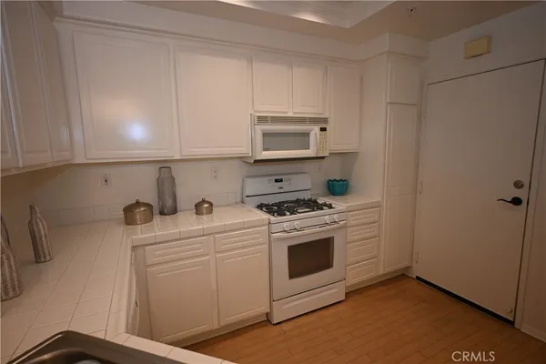 $675,000 | 3603 Ladrillo Aisle, Irvine, CA 92606