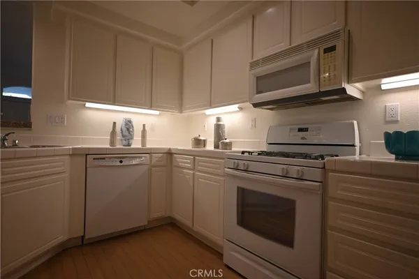 $675,000 | 3603 Ladrillo Aisle, Irvine, CA 92606