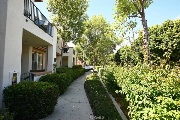 $675,000 | 3603 Ladrillo Aisle, Irvine, CA 92606