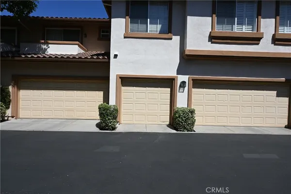 $675,000 | 3603 Ladrillo Aisle, Irvine, CA 92606