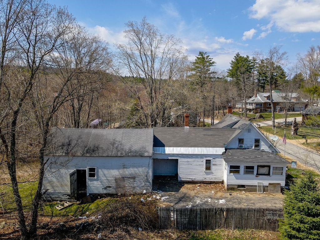 77 Crystal Lake Road Gilmanton, NH 03837 - Photo 7 of 39