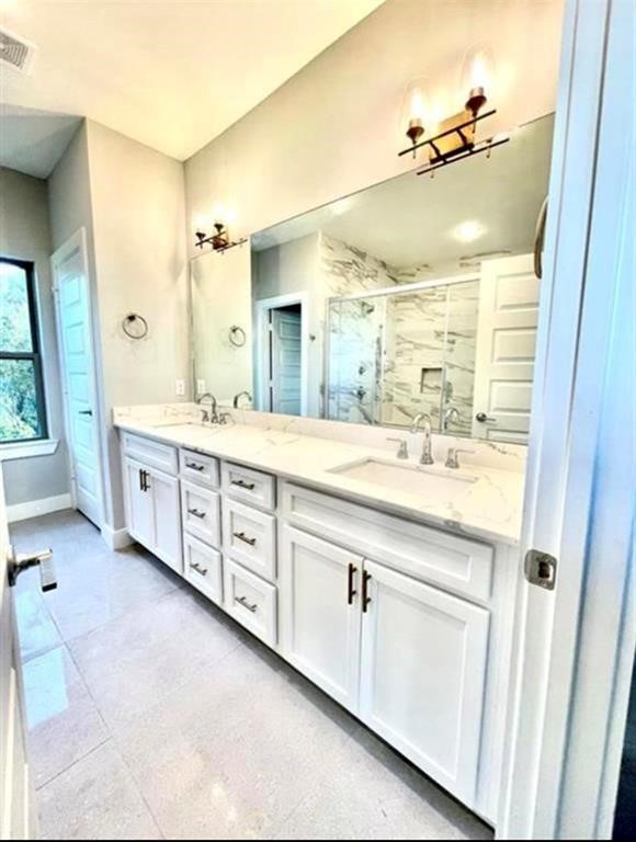 803 Thornton Road, Unit G Houston, TX 77018 - Photo 13 of 15