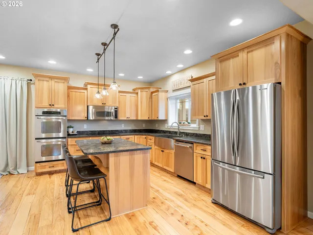 $1,015,000 | 18101 Willamina Creek Road, Willamina, OR 97396