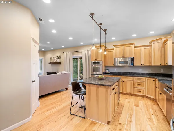 $975,000 | 18101 Willamina Creek Road, Willamina, OR 97396