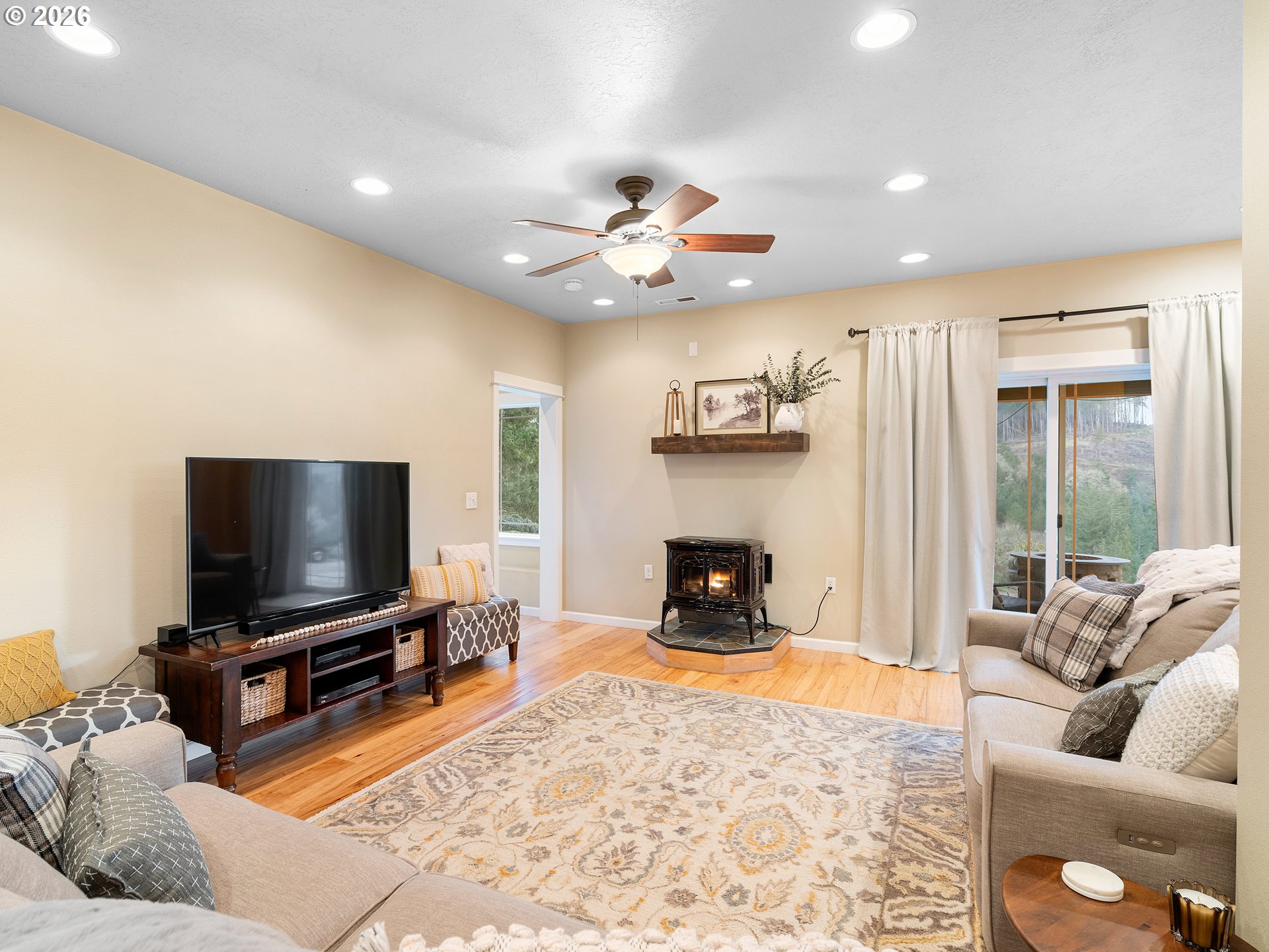 18101 Willamina Creek Road Willamina, OR 97396 - Photo 17 of 47