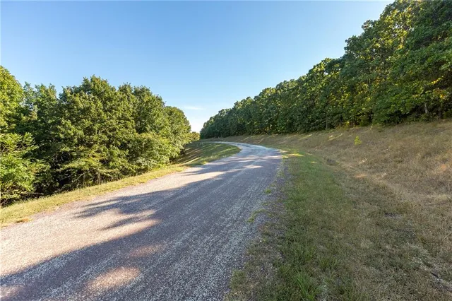 $184,500 | 0 Fraction Point Drive, Warsaw, MO 65355