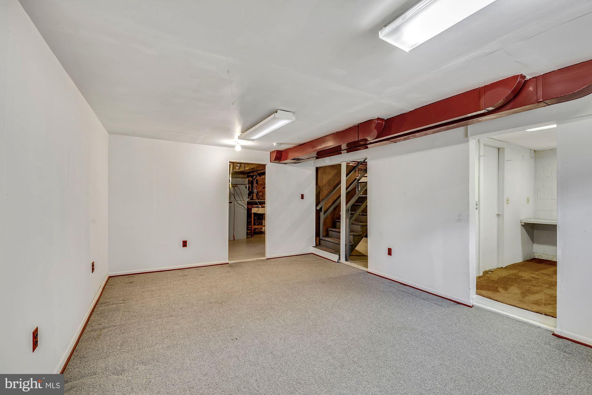 10508 Inwood Avenue Silver Spring, MD 20902 - Photo 22 of 28 Large Room Basement