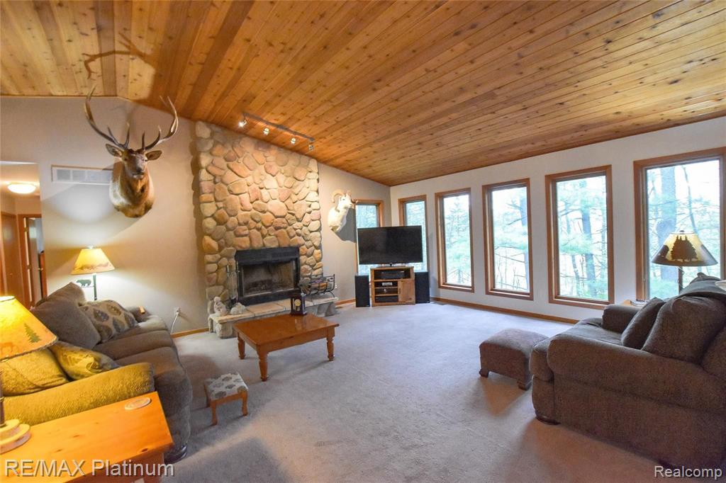 716 West Davis Road Howell, MI 48843 - Photo 11 of 48