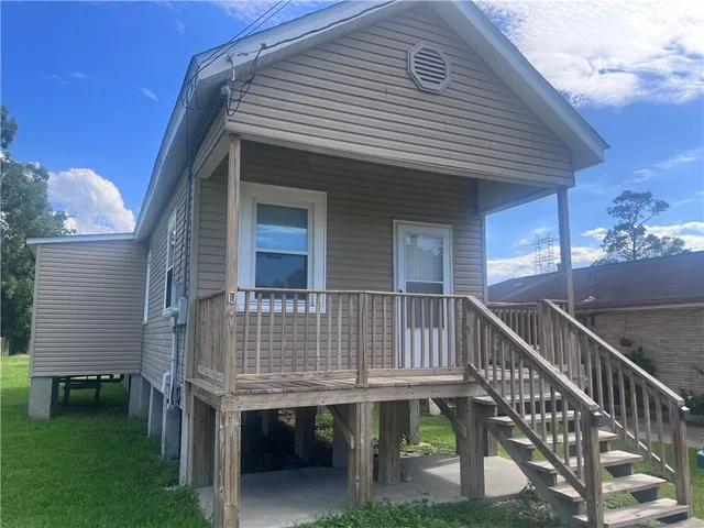 $1,150 | 5209 Oak Drive, Marrero, LA 70072