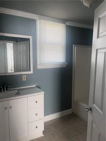 $1,150 | 5209 Oak Drive, Marrero, LA 70072