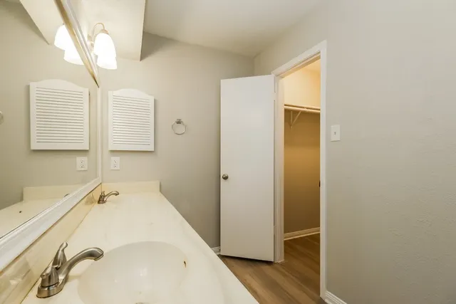 $1,705 | 22826 Bridgewater Circle, Spring, TX 77373