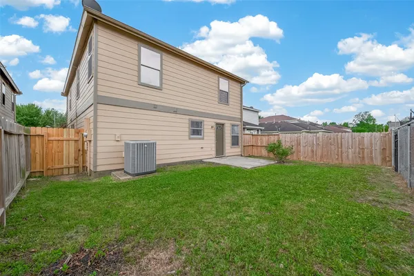 $2,400 | 2918 Latch Lane, Houston, TX 77038