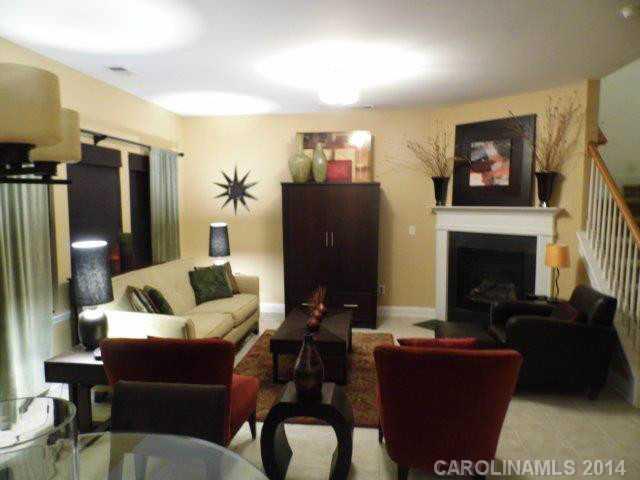 2127 Maple Tree Court Charlotte, NC 28214 - Photo 3 of 23