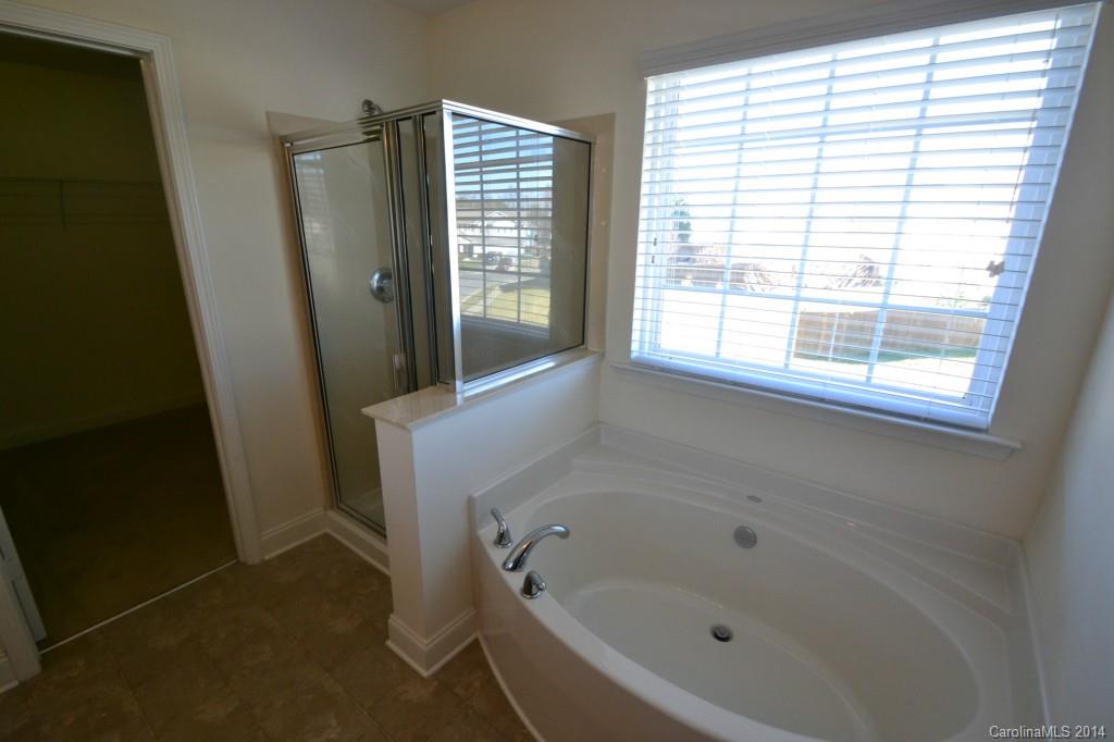 2127 Maple Tree Court Charlotte, NC 28214 - Photo 8 of 23