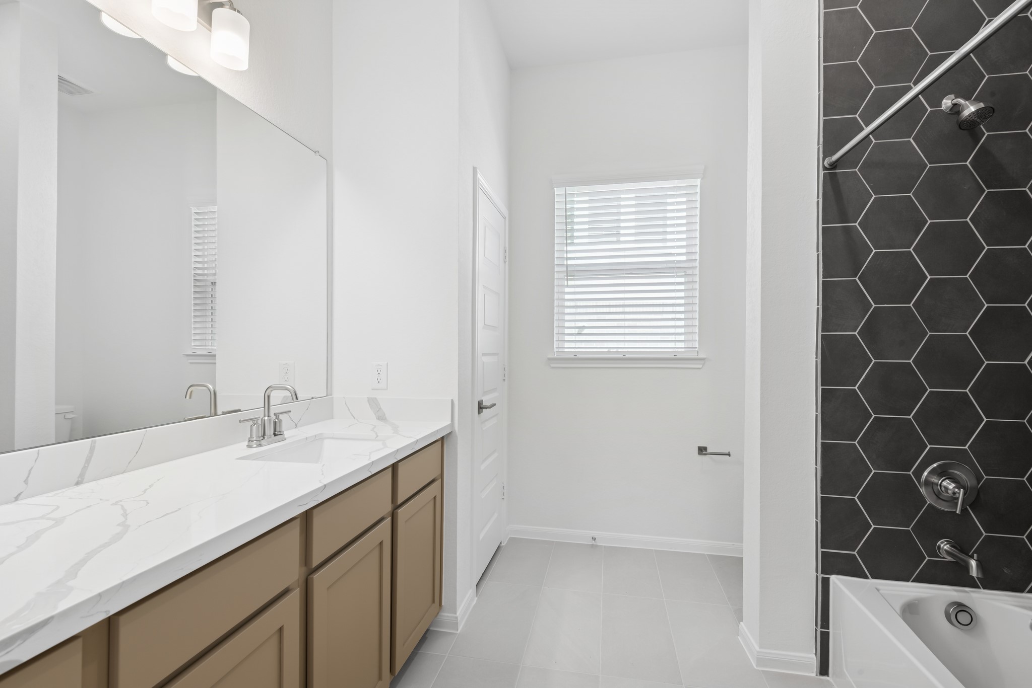 5017 Bluebell Way Waller, TX 77484 - Photo 17 of 23 Hall bath (*Photo not of actual home and used for illustration purposes only.)