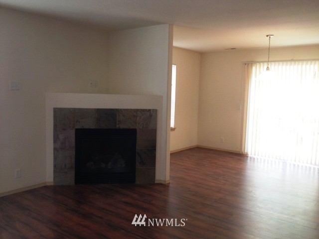 17525 14th Drive Southeast Bothell, WA 98012 - Photo 2 of 4 Gallery Image 2
