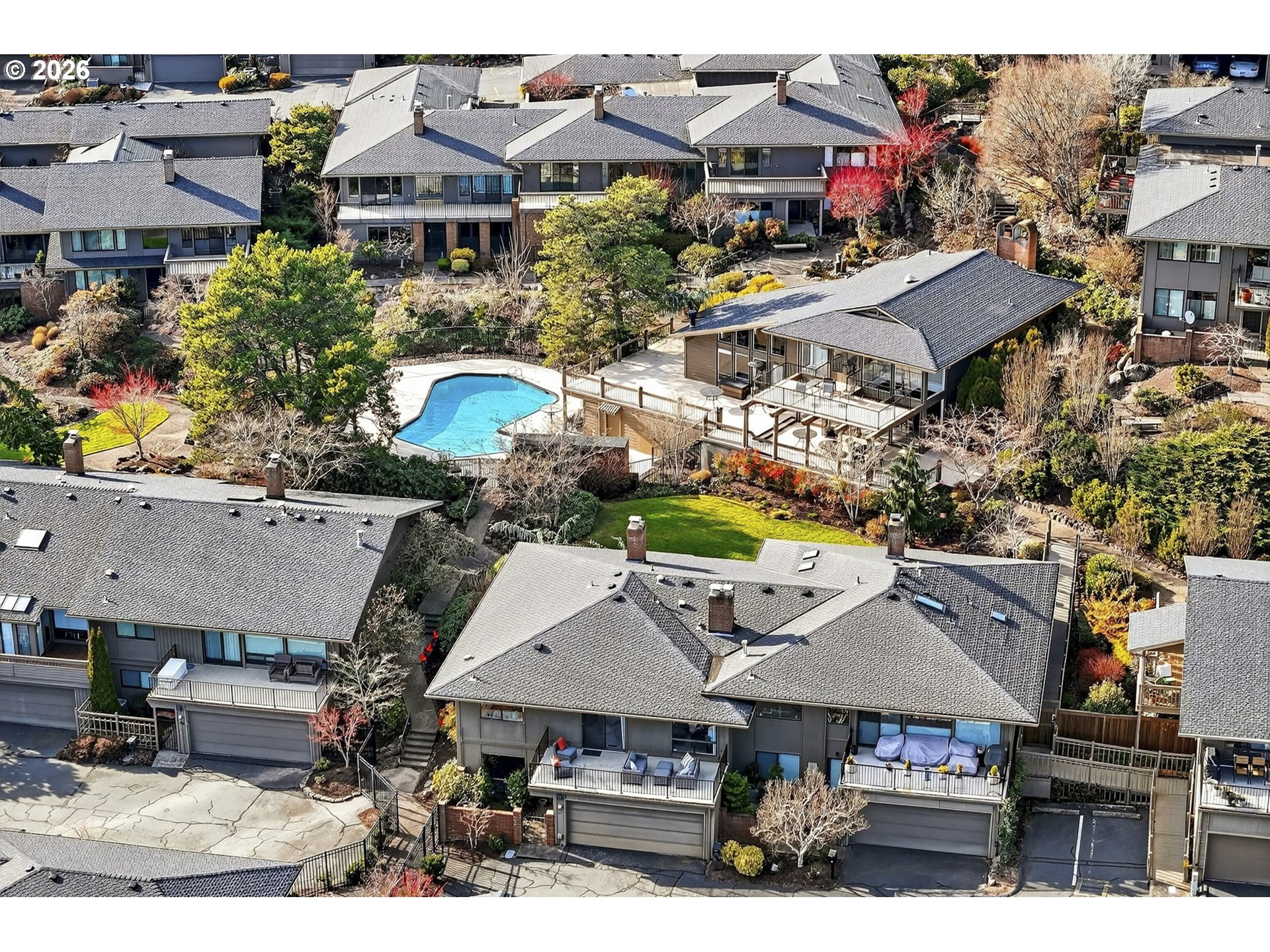 45 Southwest Condolea Court Lake Oswego, OR 97035 - Photo 22 of 23 an aerial view of multiple houses with a yard