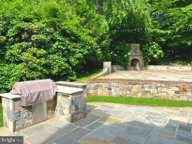 $8,995 | 8820 Burning Tree Road, Bethesda, MD 20817