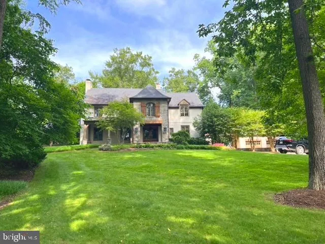 $8,995 | 8820 Burning Tree Road, Bethesda, MD 20817