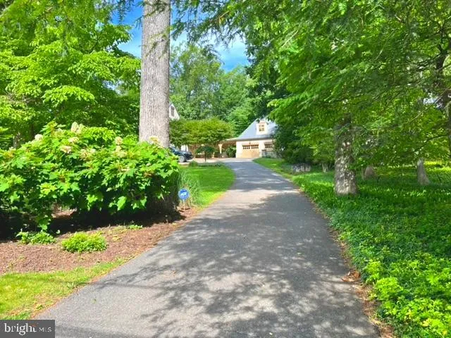 $8,995 | 8820 Burning Tree Road, Bethesda, MD 20817