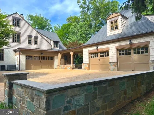 $8,995 | 8820 Burning Tree Road, Bethesda, MD 20817