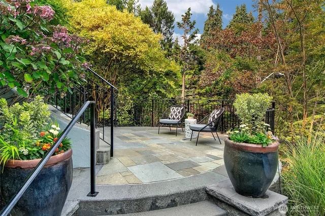 $2,495,000 | 1939 East Crescent Drive, Seattle, WA 98112