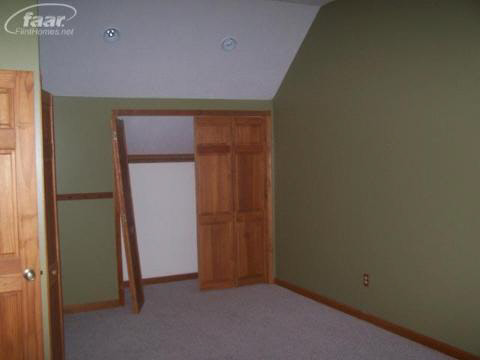 6175 South Corey Road Perry, MI 48872 - Photo 14 of 27 20132418-18.JPG