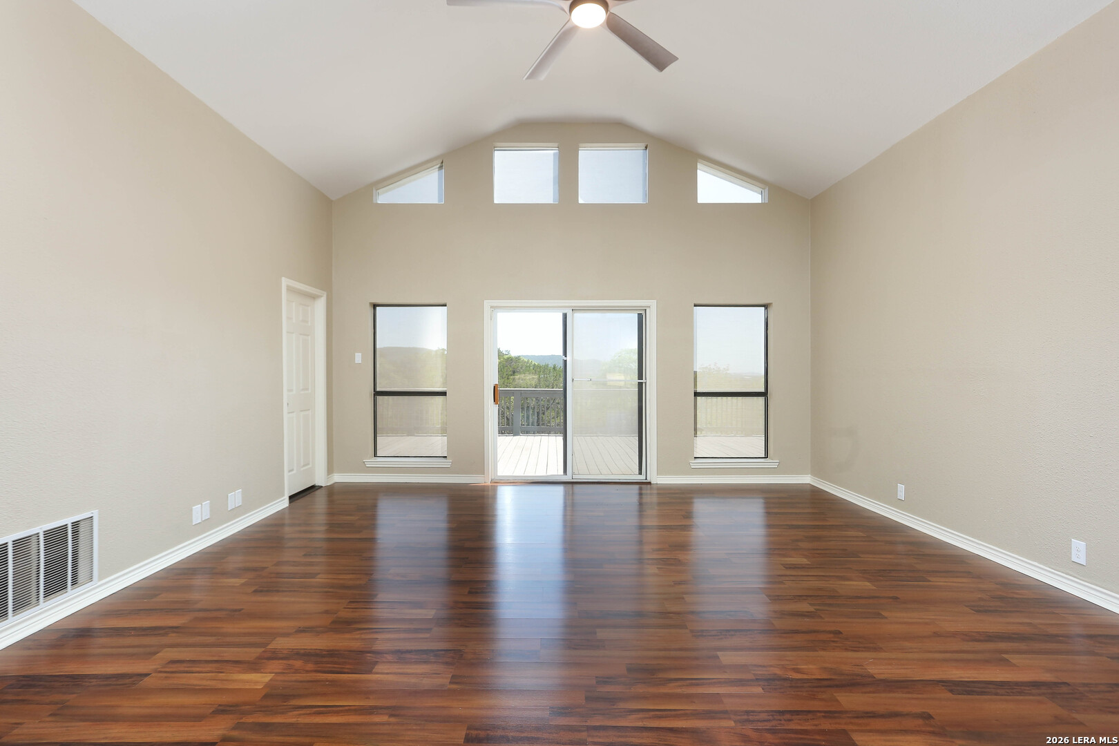 693 Snake Road Pipe Creek, TX 78063 - Photo 6 of 30