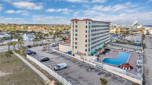 $195,000 | 701 South Atlantic Avenue, Unit 508, Daytona Beach, FL 32118