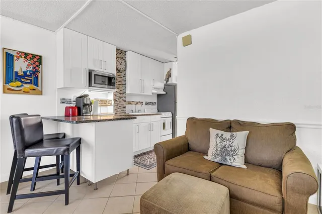 $195,000 | 701 South Atlantic Avenue, Unit 508, Daytona Beach, FL 32118