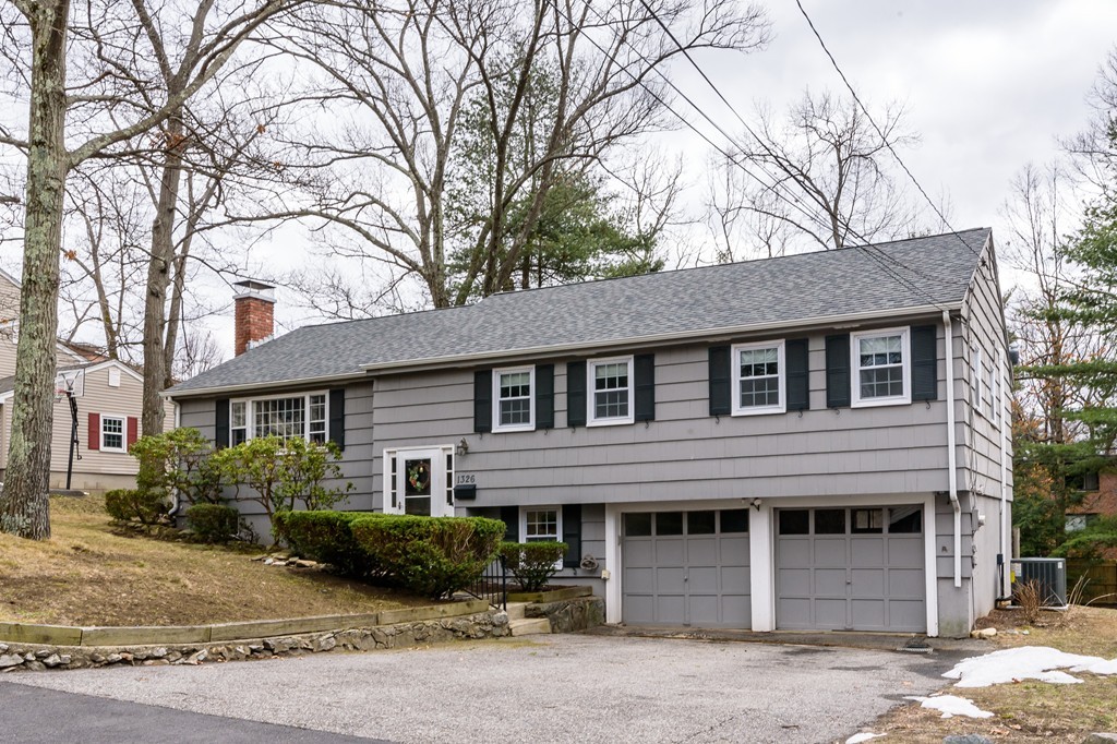 1326 Old Worcester Road Framingham, MA 01701 - Photo 2 of 30 Gallery Image 2