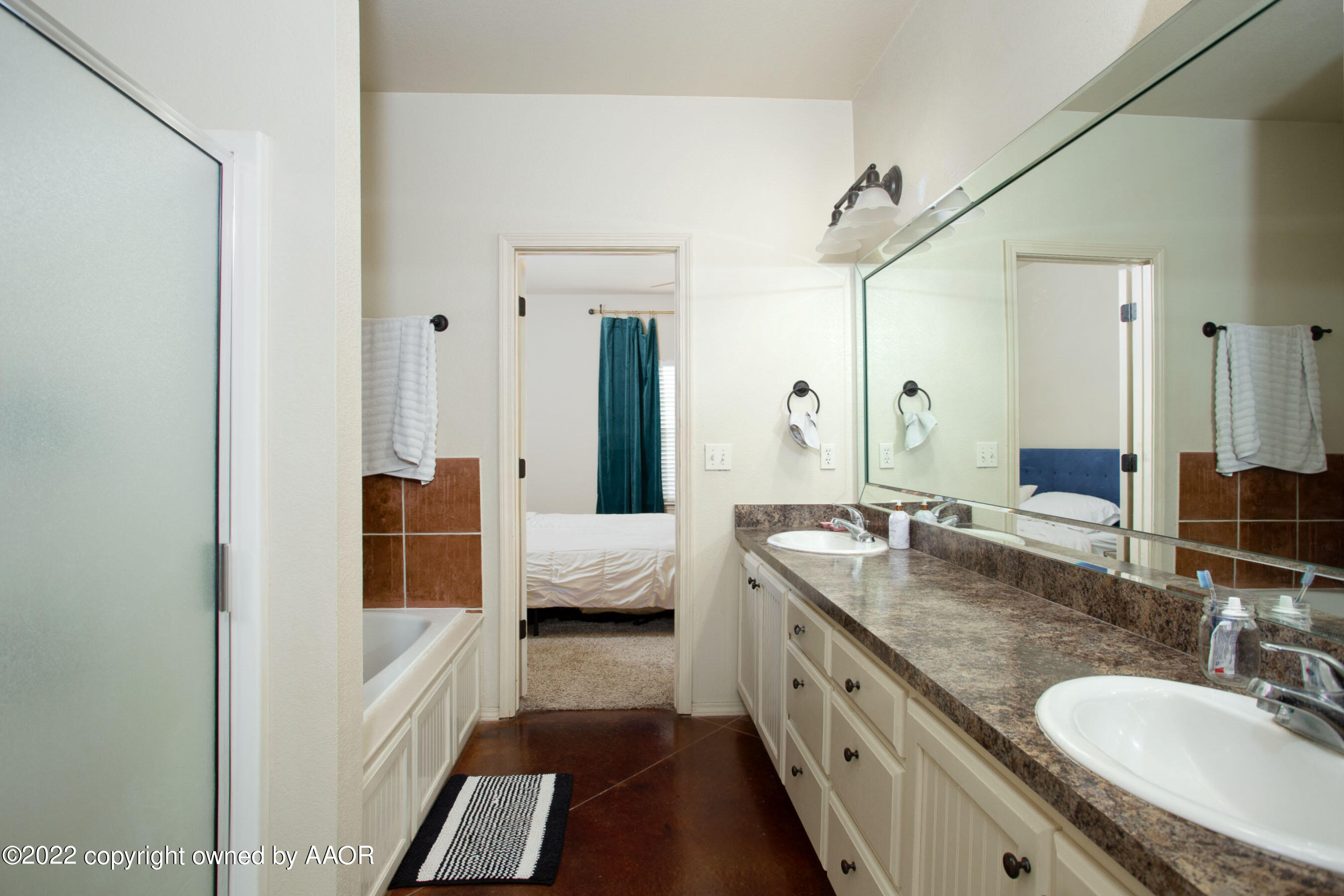9315 Orry Avenue Amarillo, TX 79119 - Photo 15 of 20 Master Bathroom