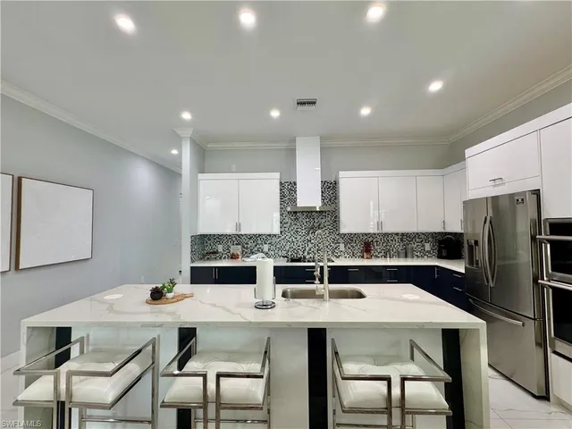 $20,000 | 656 108th Avenue North, Naples, FL 34108