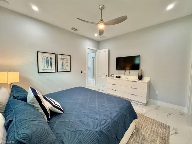 $20,000 | 656 108th Avenue North, Naples, FL 34108