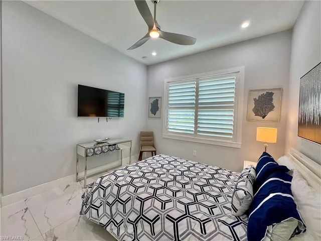 $20,000 | 656 108th Avenue North, Naples, FL 34108