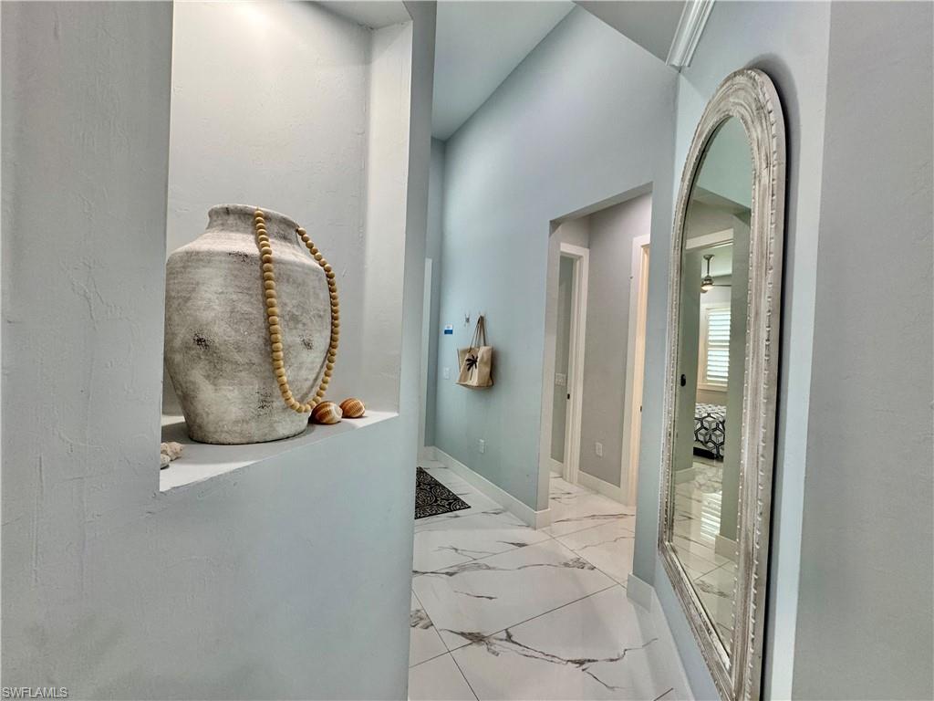 656 108th Avenue North Naples, FL 34108 - Photo 39 of 48 View of corridor