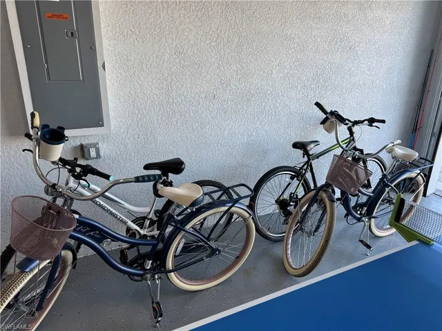 $20,000 | 656 108th Avenue North, Naples, FL 34108