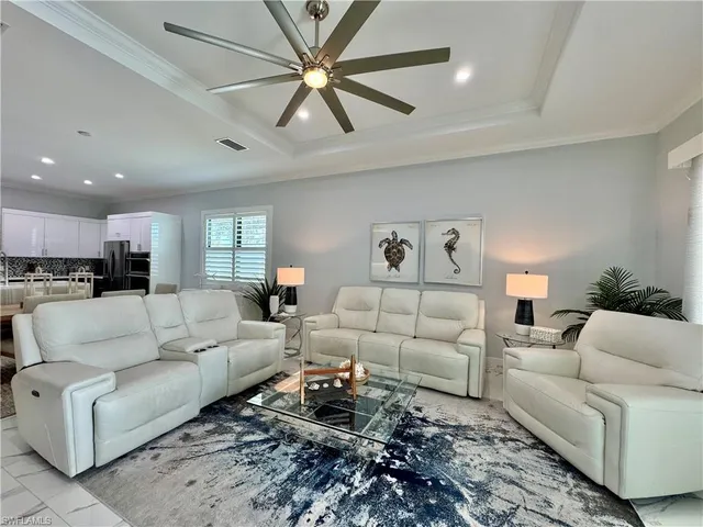 $20,000 | 656 108th Avenue North, Naples, FL 34108