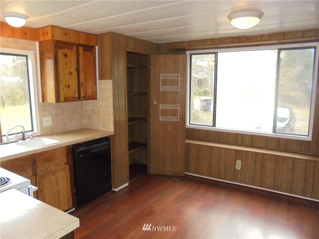1987 West Ford Loop Road Elma, WA 98541 - Photo 9 of 25 Gallery Image 9