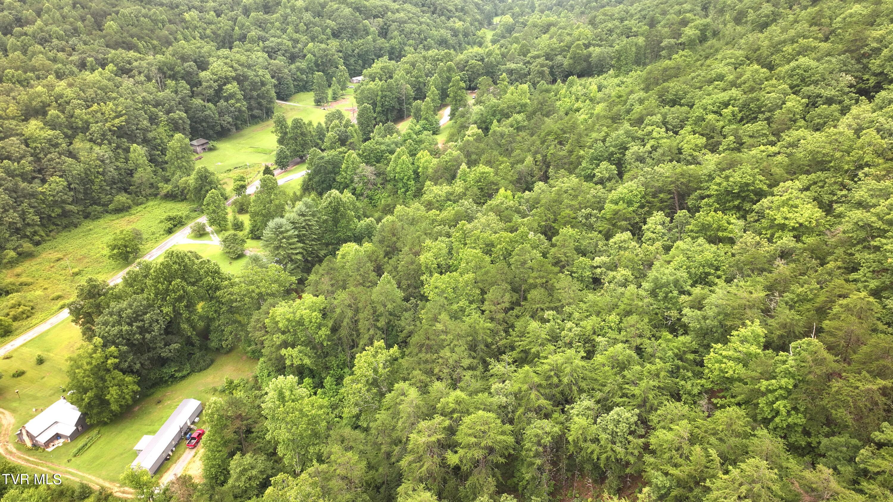 901 Grassy Creek Road Rogersville, TN 37857 - Photo 27 of 35 DJI_20250628100834_0037_D