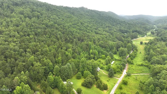 $139,900 | 901 Grassy Creek Road, Rogersville, TN 37857