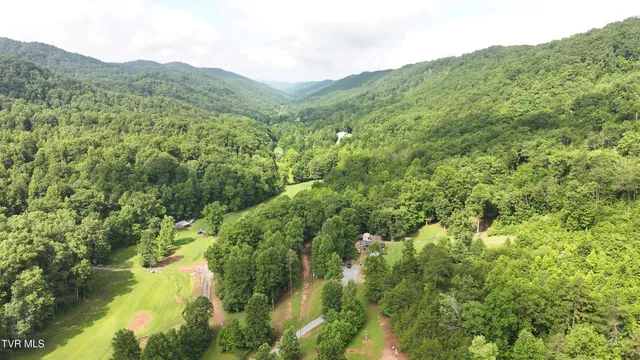 $139,900 | 901 Grassy Creek Road, Rogersville, TN 37857