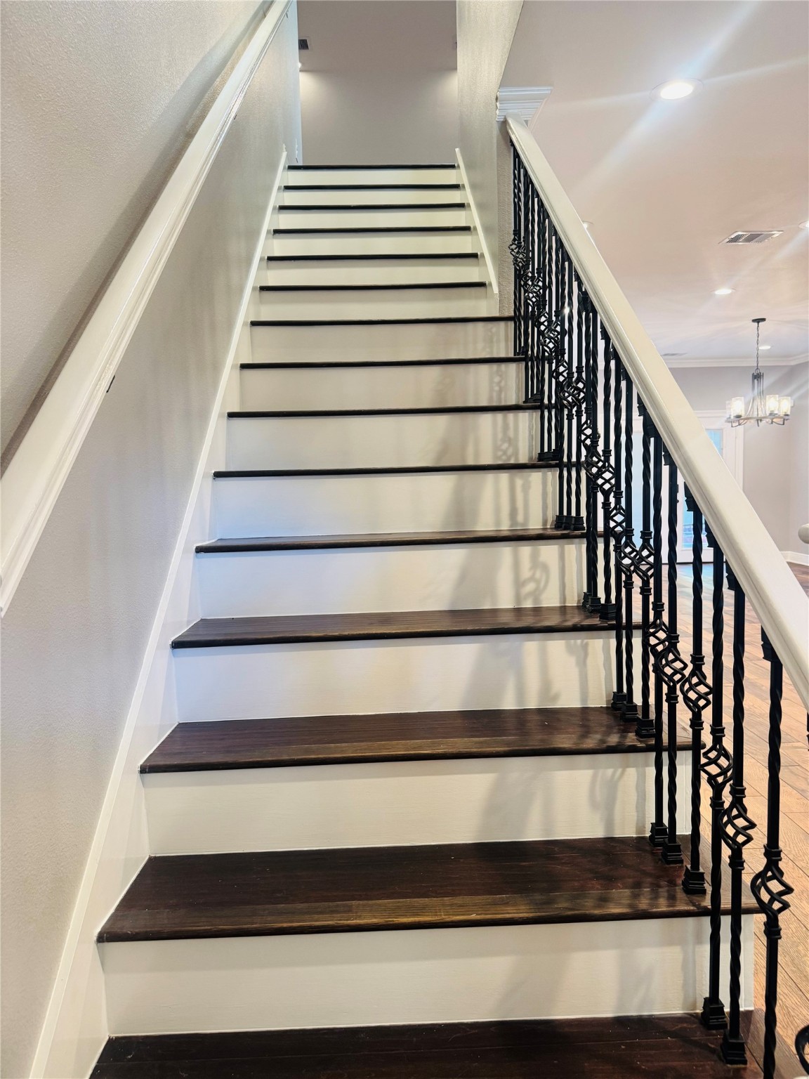 5317 Higgins Street Houston, TX 77033 - Photo 27 of 50 a view of entryway