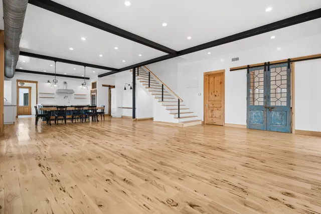 $2,000,000 | 1925 Hills Road, Carmine, TX 78932