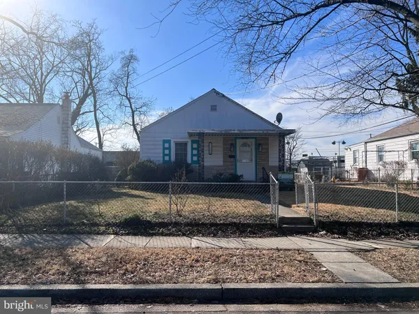 $2,550 | 5604 29th Avenue, Hyattsville, MD 20782