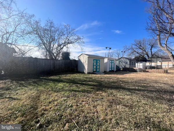 $2,550 | 5604 29th Avenue, Hyattsville, MD 20782