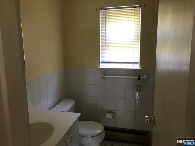 $2,400 | Undisclosed Address, Montvale, NJ 07645