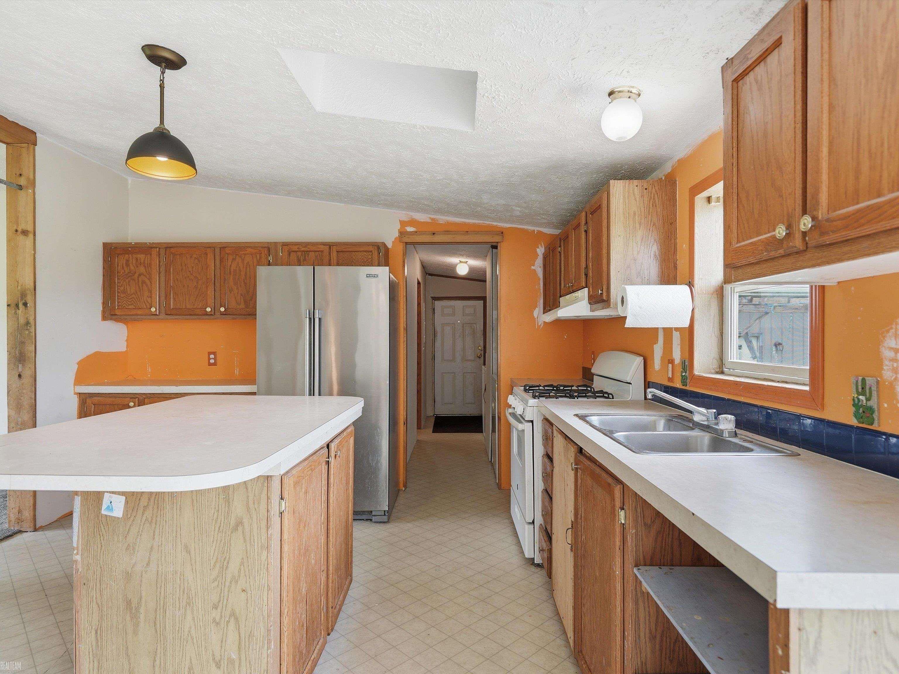 8137 Marquette Road Goodells, MI 48027 - Photo 13 of 41