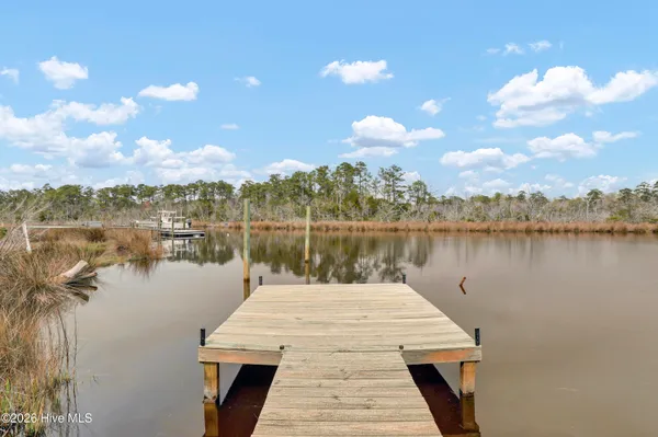 $999,000 | 310 Milton Court, Sneads Ferry, NC 28460